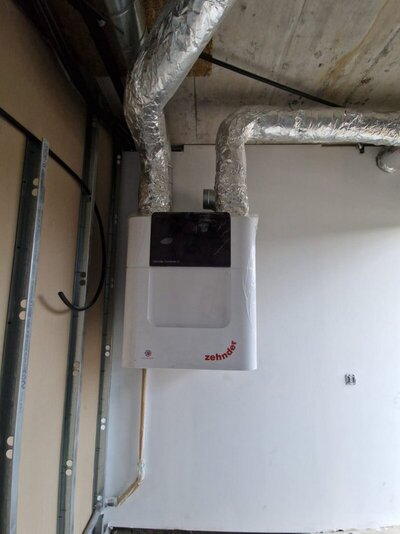 Imagen de instalación de aerotermia y ventilación en vivienda en Asturias